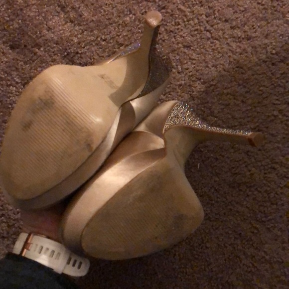 Steve Madden rhinestone heels gold size 7 - Picture 3 of 10